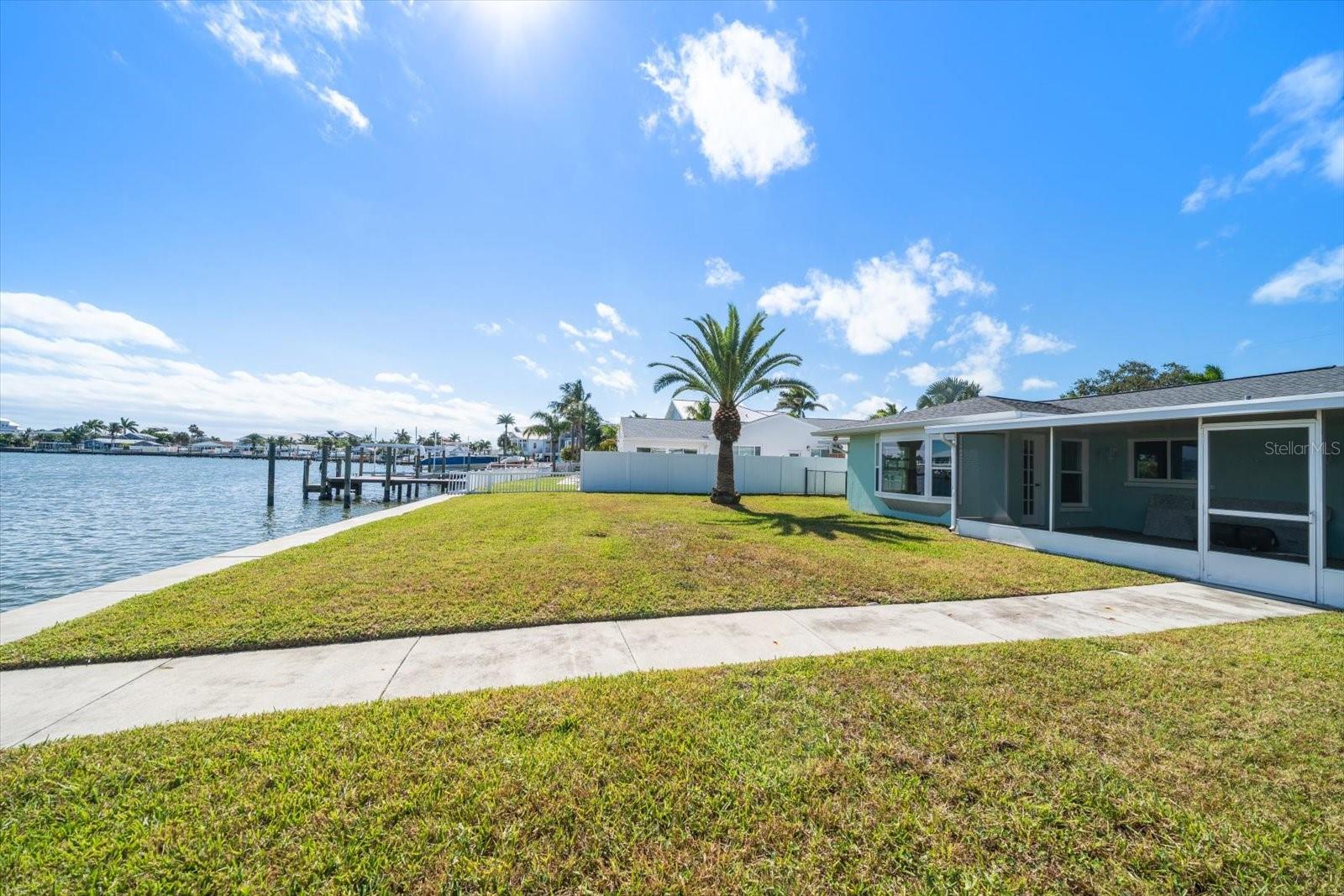 Image 21 of 45 For 2031 20th Avenue Parkway