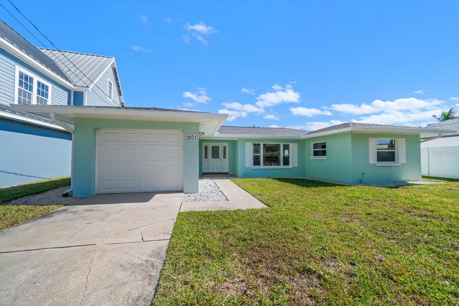 Image 22 of 45 For 2031 20th Avenue Parkway