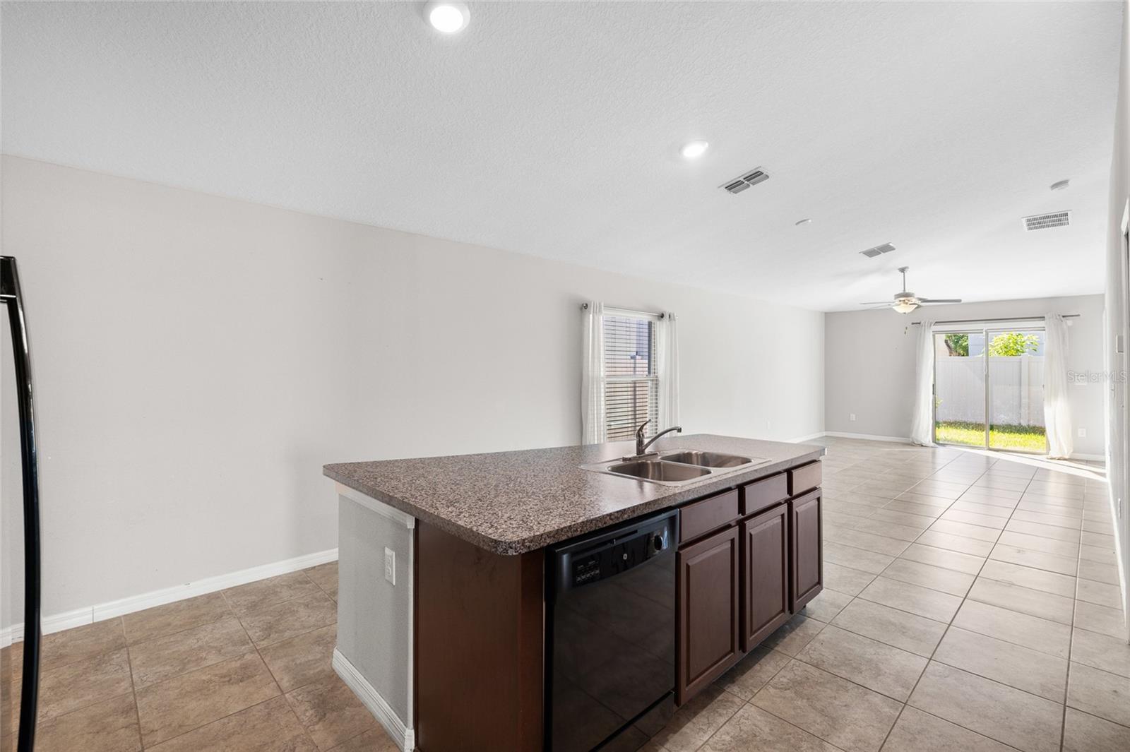 Image 10 of 32 For 10205 Cool Waterlily Avenue