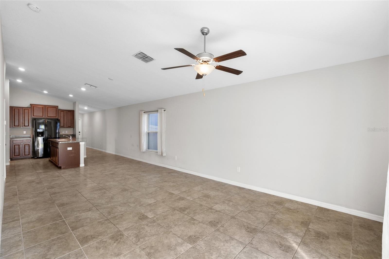 Image 12 of 32 For 10205 Cool Waterlily Avenue