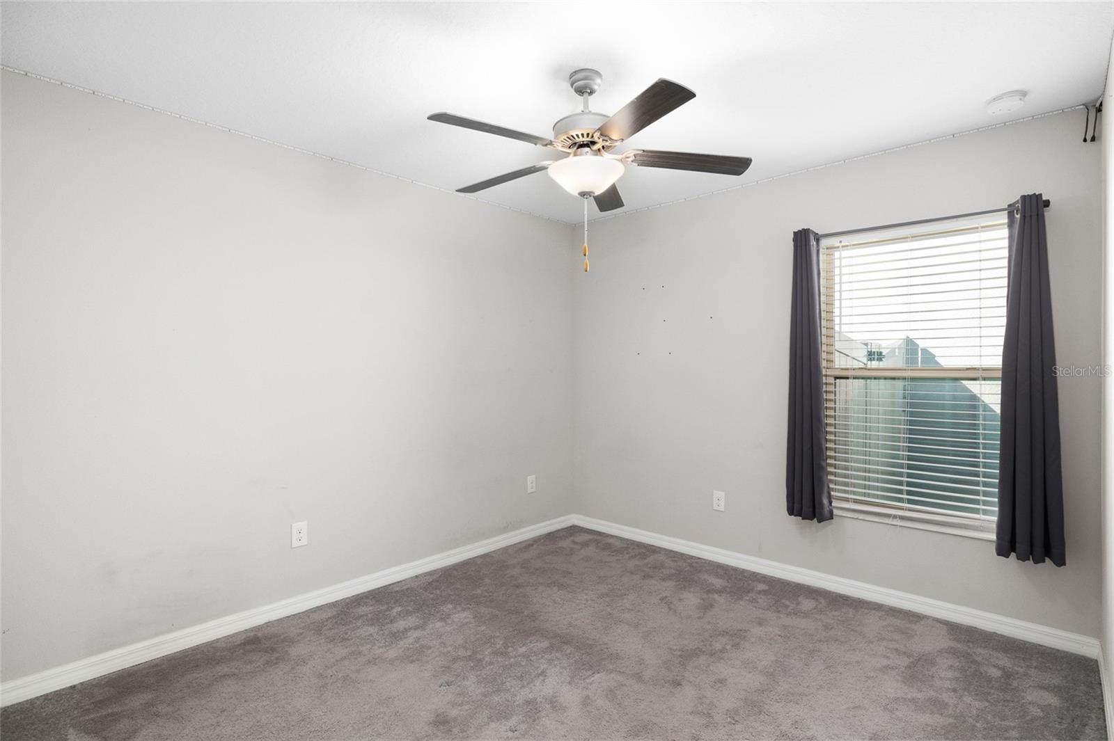 Image 15 of 32 For 10205 Cool Waterlily Avenue