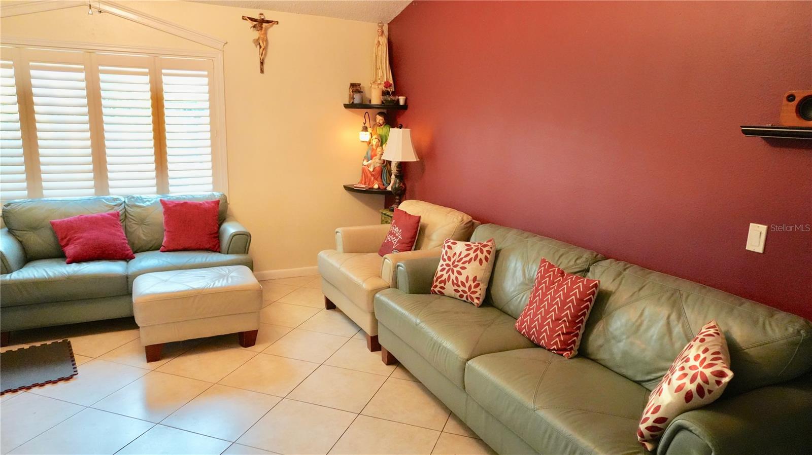 Image 13 of 52 For 12674 Gorda Circle E