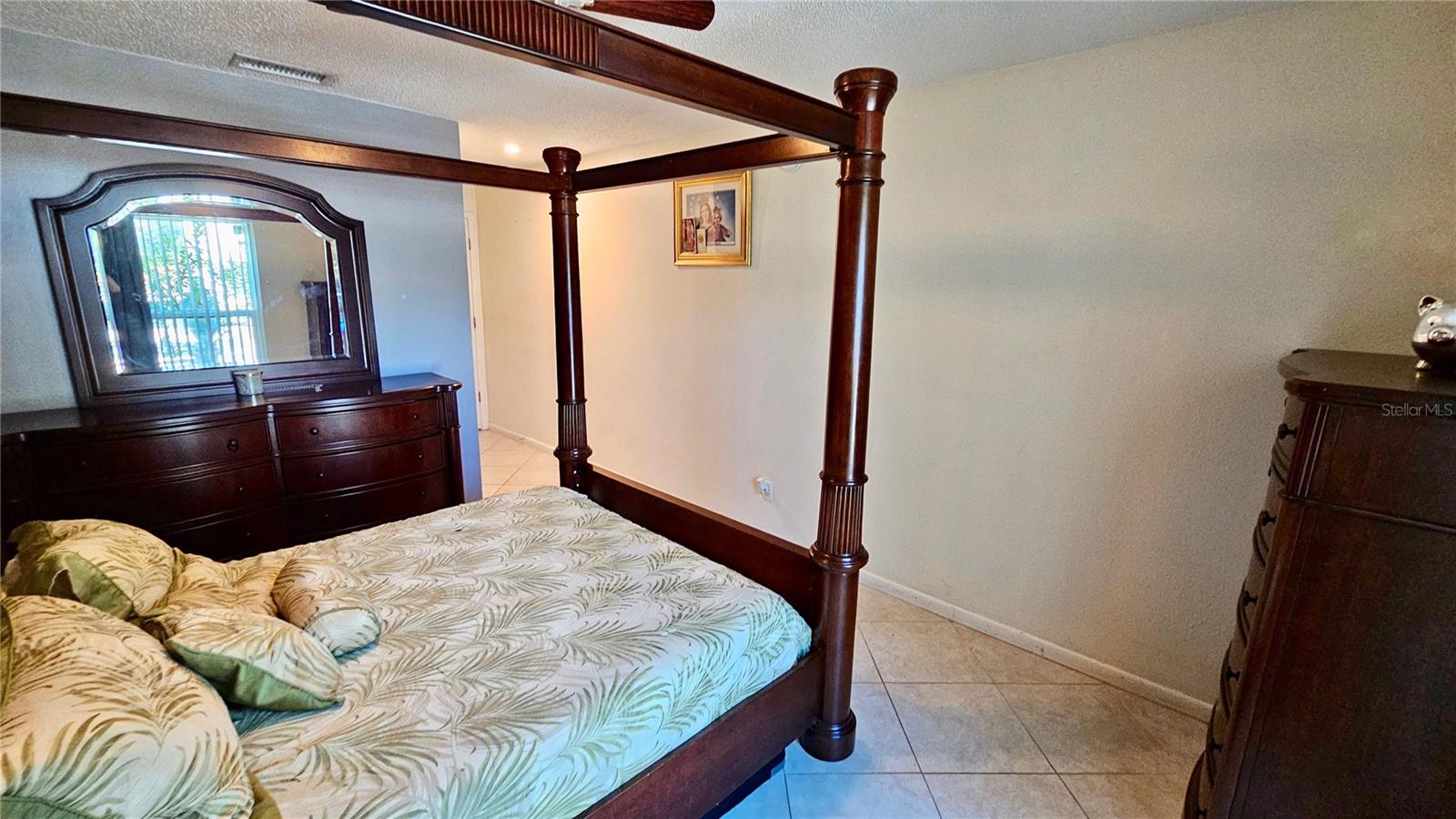 Image 23 of 52 For 12674 Gorda Circle E