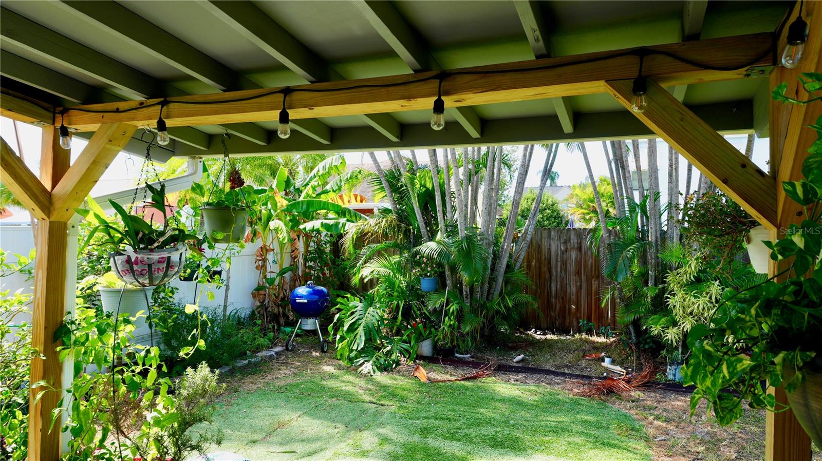 Image 40 of 52 For 12674 Gorda Circle E