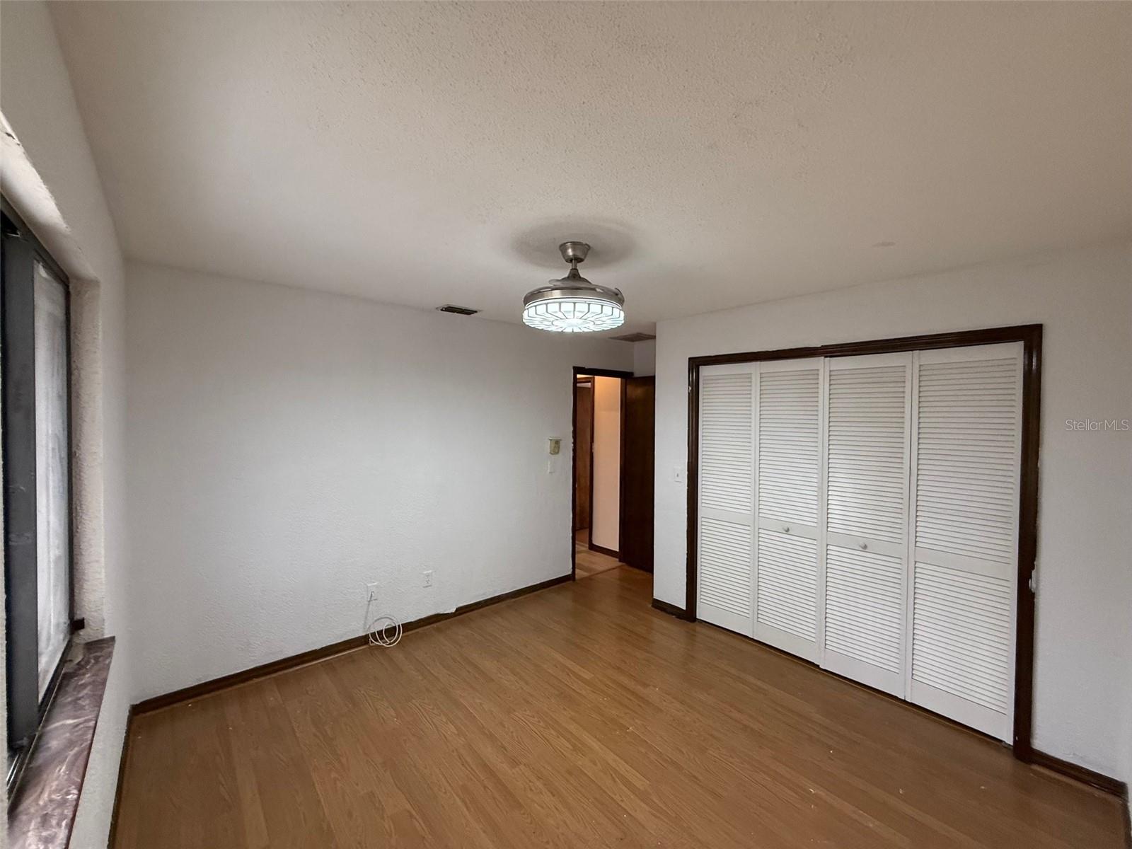 Image 17 of 50 For 2789 Valencia Lane W