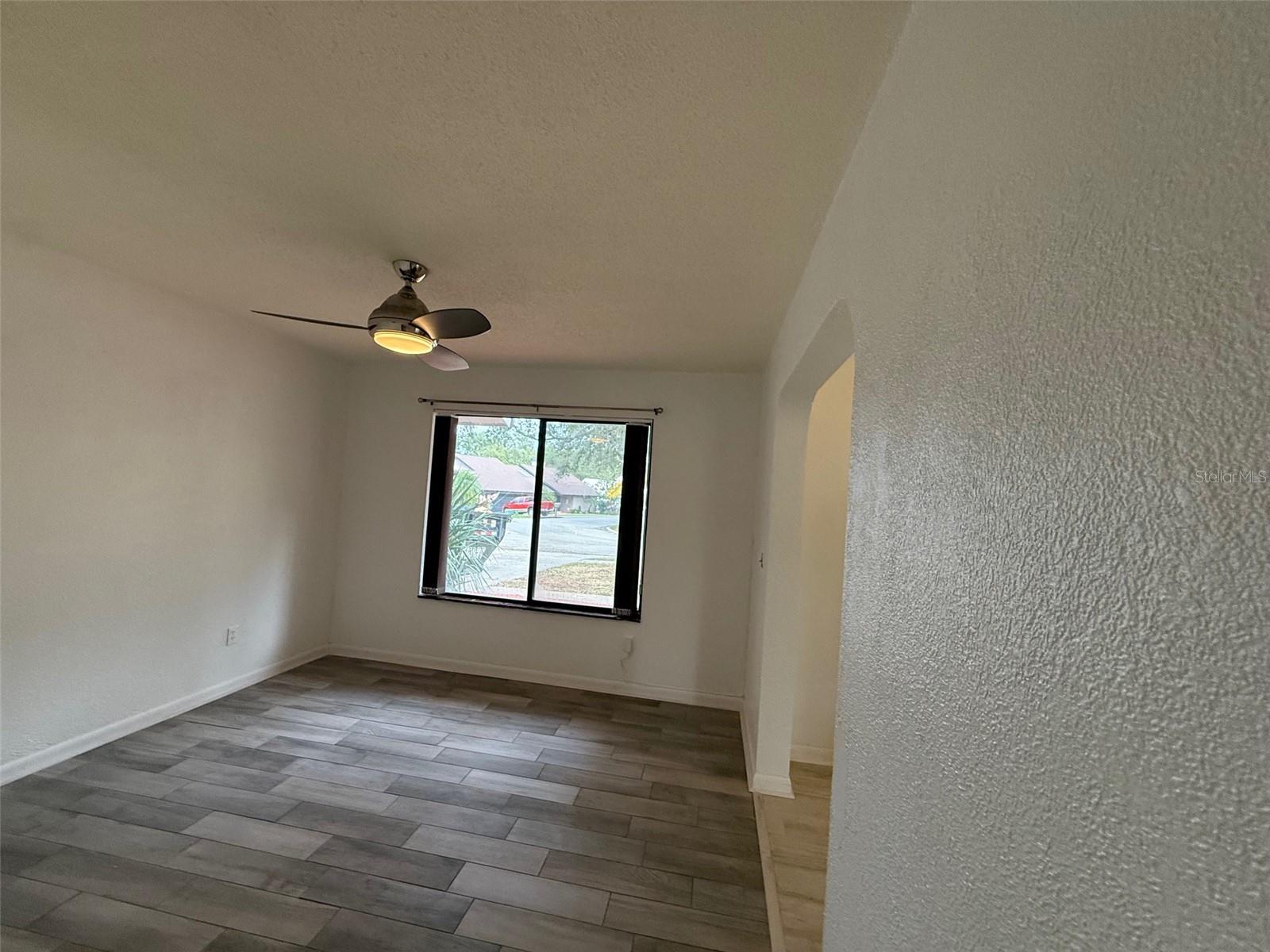 Image 21 of 50 For 2789 Valencia Lane W