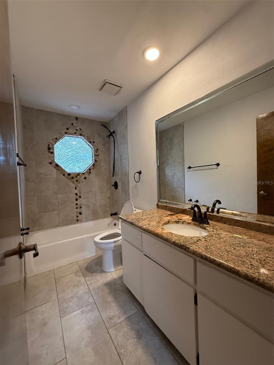 Image 35 of 50 For 2789 Valencia Lane W