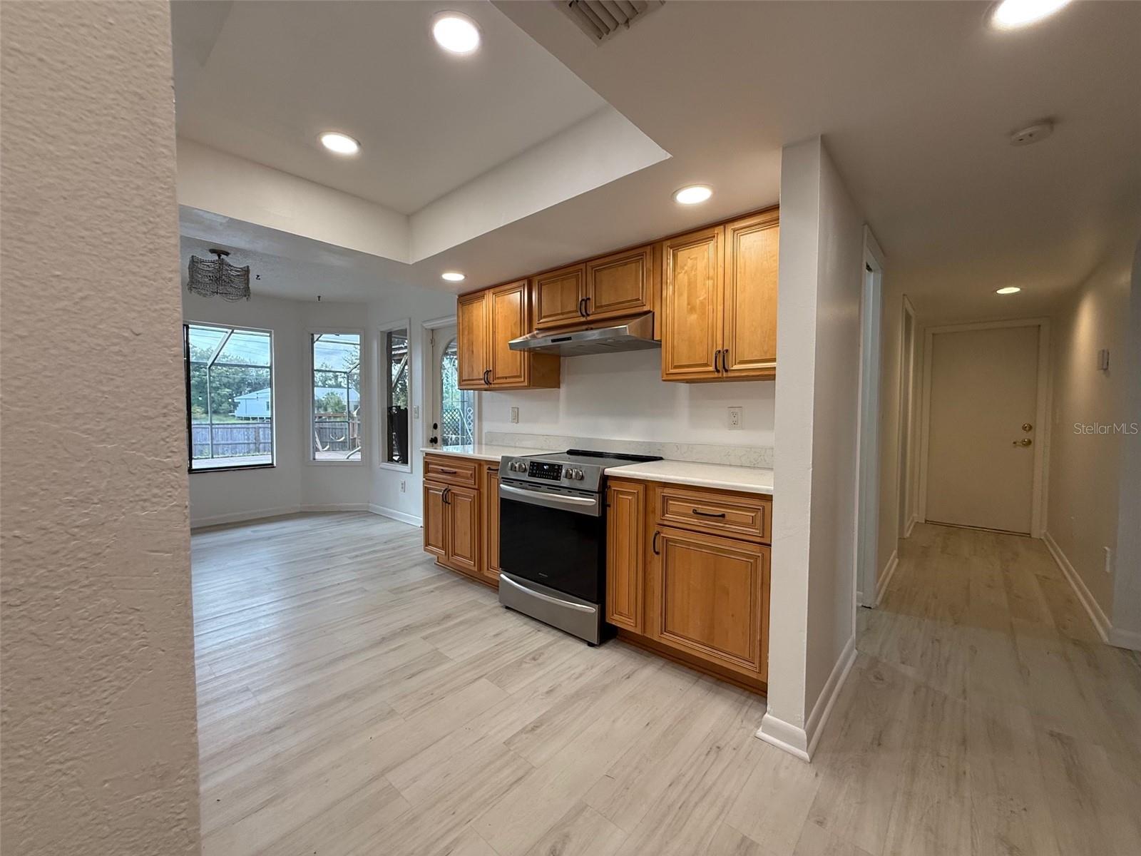 Image 4 of 50 For 2789 Valencia Lane W