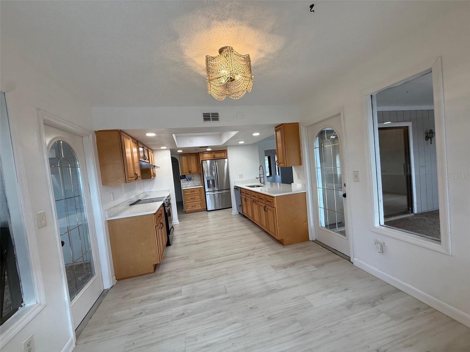 Image 5 of 50 For 2789 Valencia Lane W