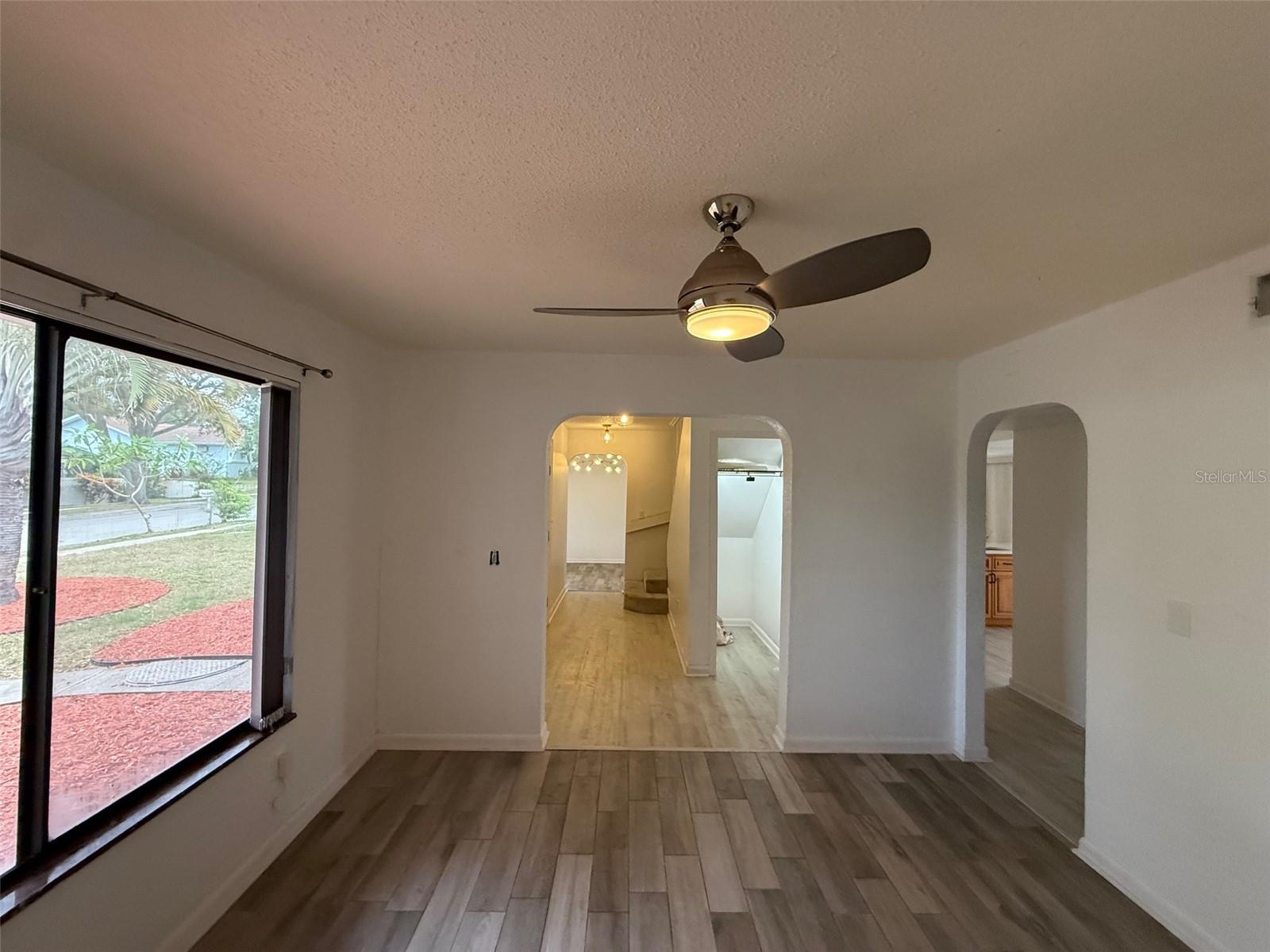 Image 8 of 50 For 2789 Valencia Lane W