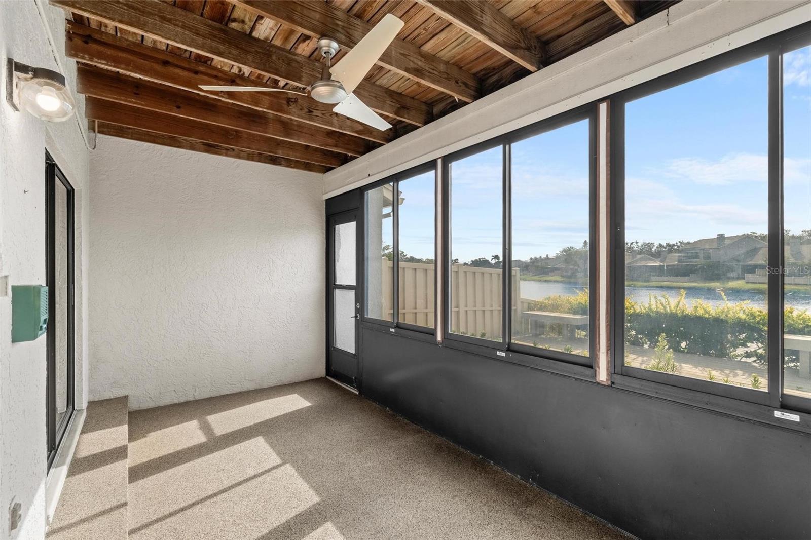 Image 34 of 41 For 846 Glades Court Ne