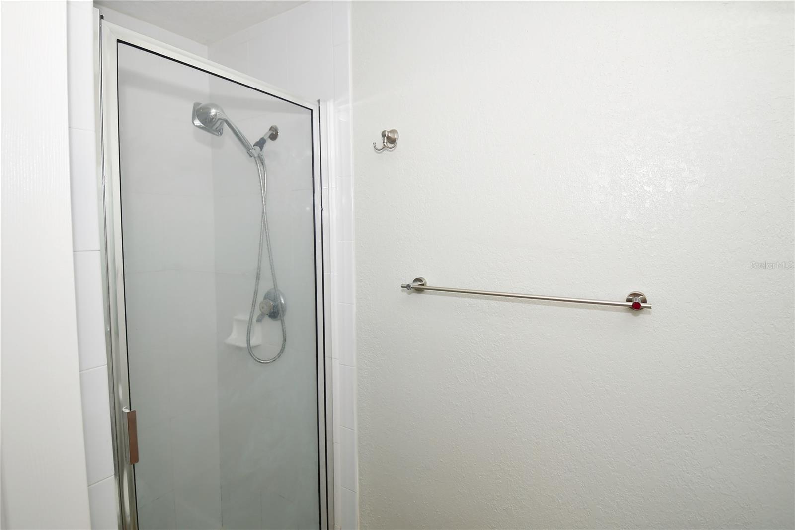 Image 19 of 45 For 10155 Sailwinds Boulevard S 101