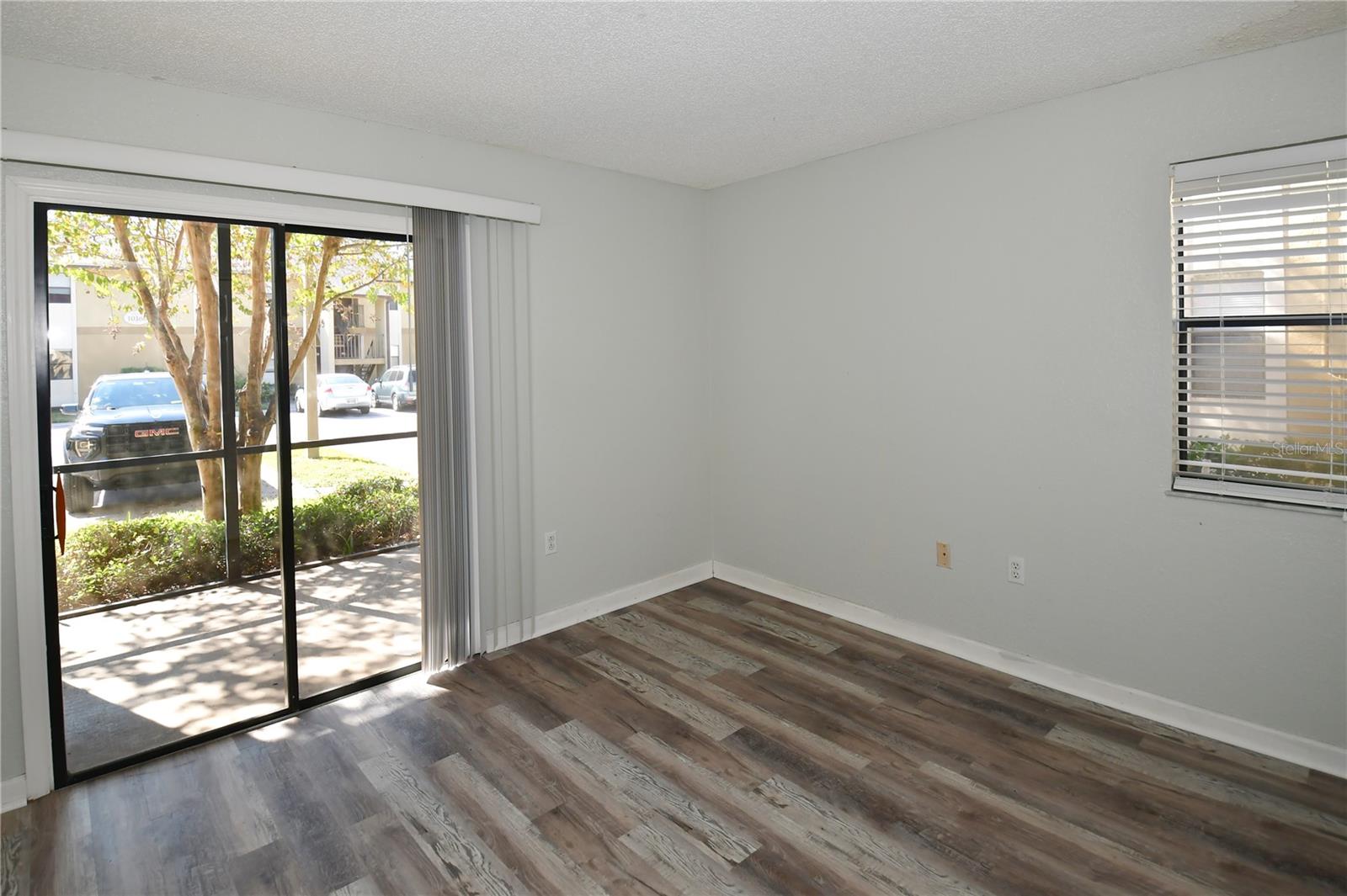 Image 20 of 45 For 10155 Sailwinds Boulevard S 101