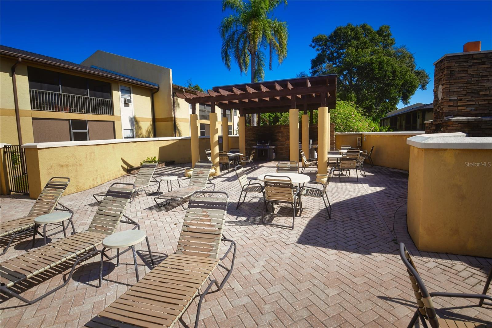 Image 32 of 45 For 10155 Sailwinds Boulevard S 101