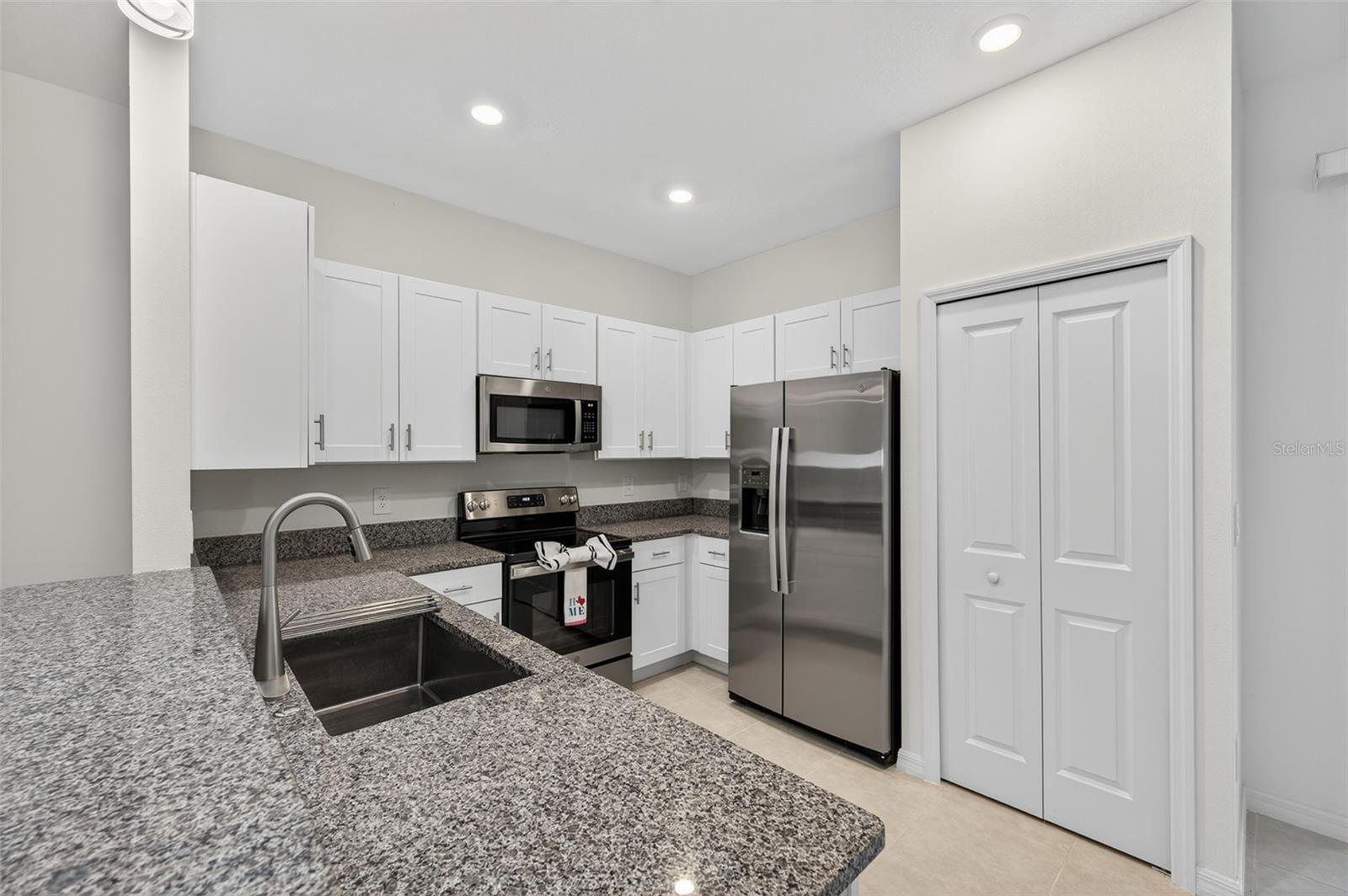 Image 13 of 61 For 10349 Trumpet Honeysuckle Way