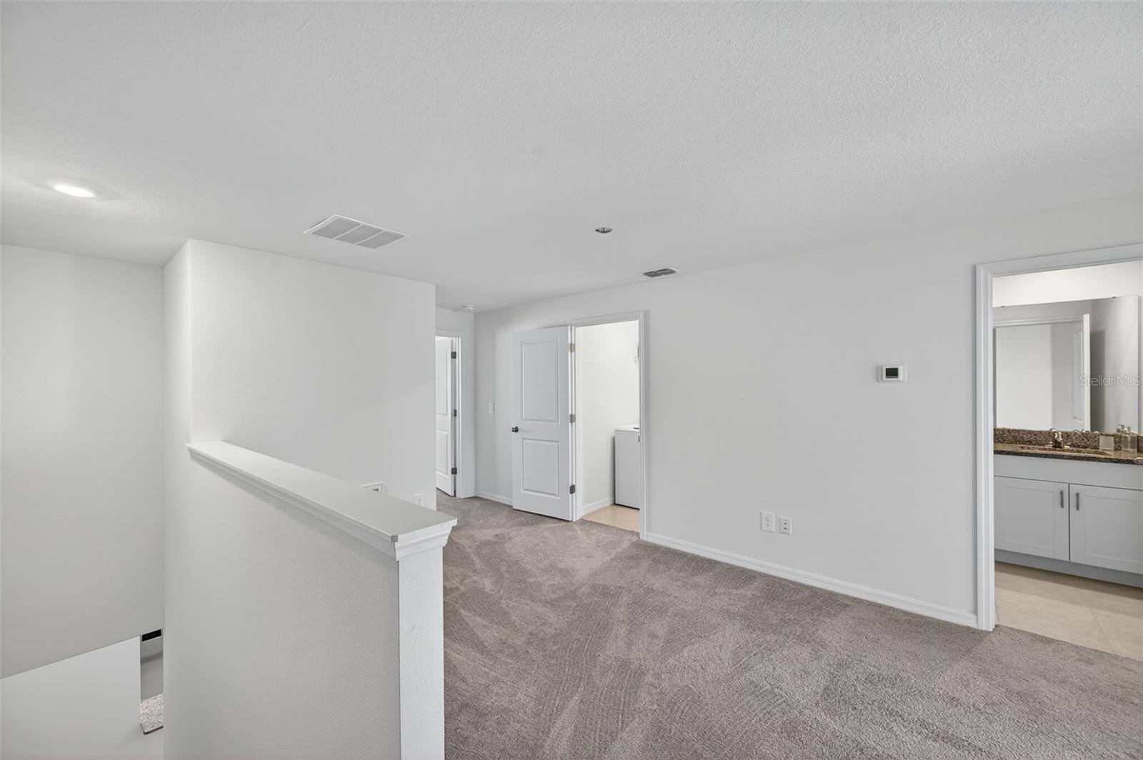 Image 21 of 61 For 10349 Trumpet Honeysuckle Way