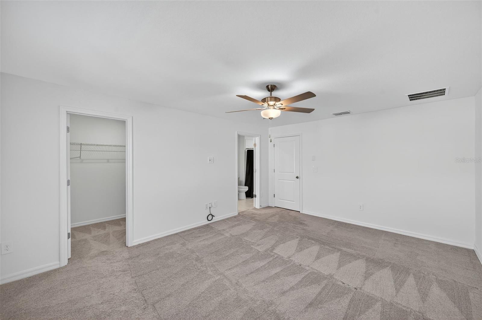 Image 27 of 61 For 10349 Trumpet Honeysuckle Way