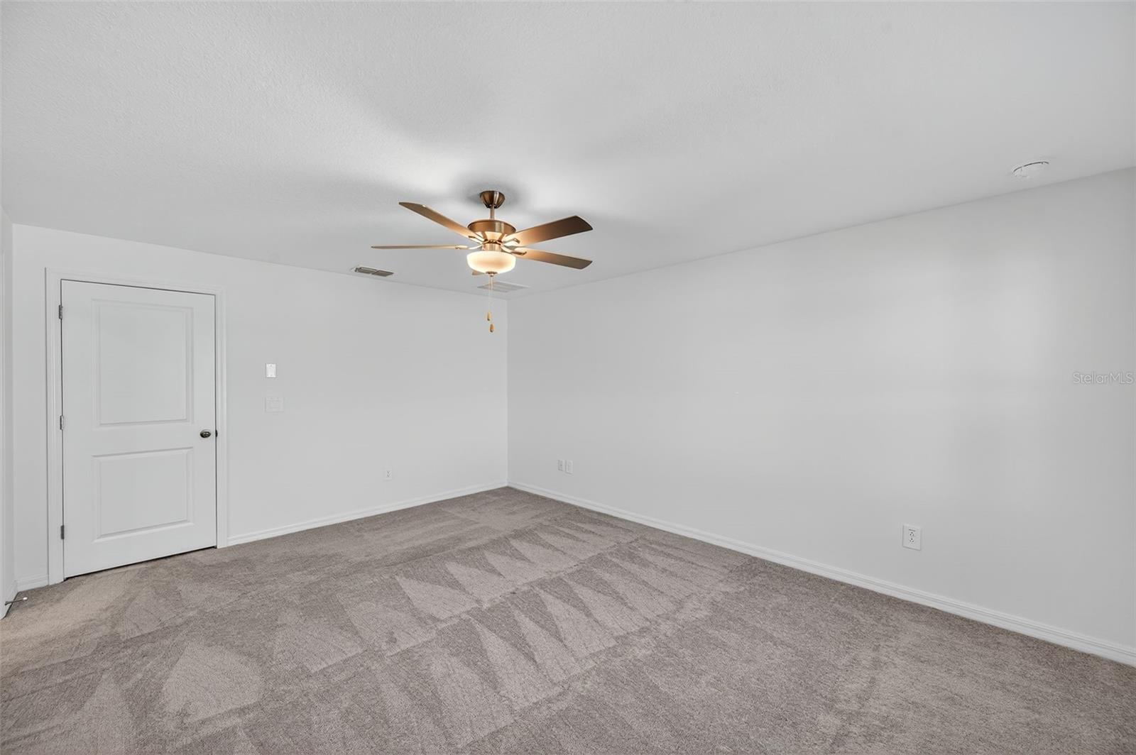 Image 28 of 61 For 10349 Trumpet Honeysuckle Way