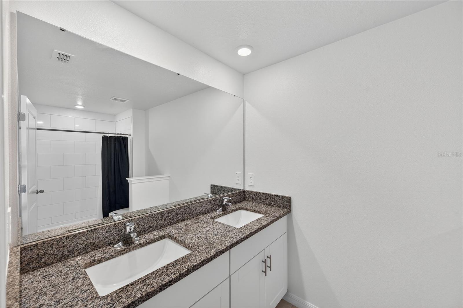 Image 30 of 61 For 10349 Trumpet Honeysuckle Way