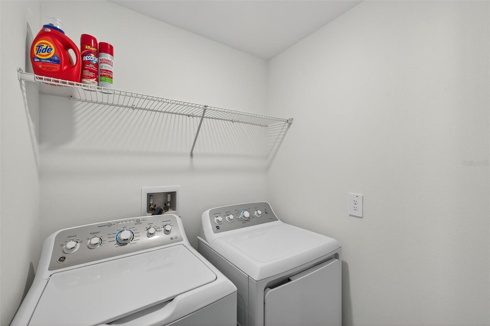 Image 32 of 61 For 10349 Trumpet Honeysuckle Way