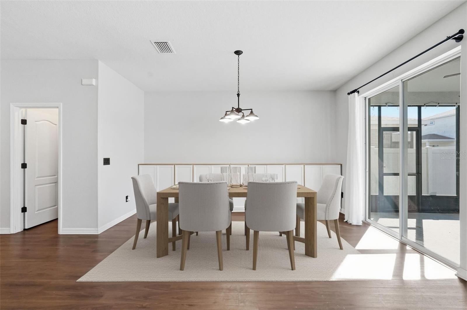 Image 19 of 82 For 12215 Blue Pacific Drive