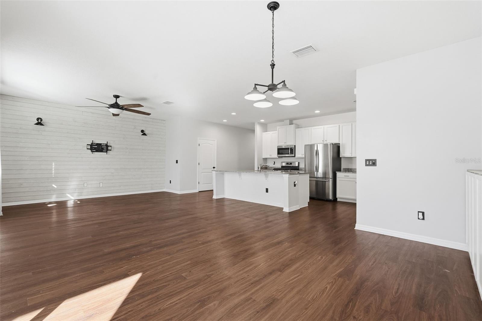 Image 23 of 82 For 12215 Blue Pacific Drive