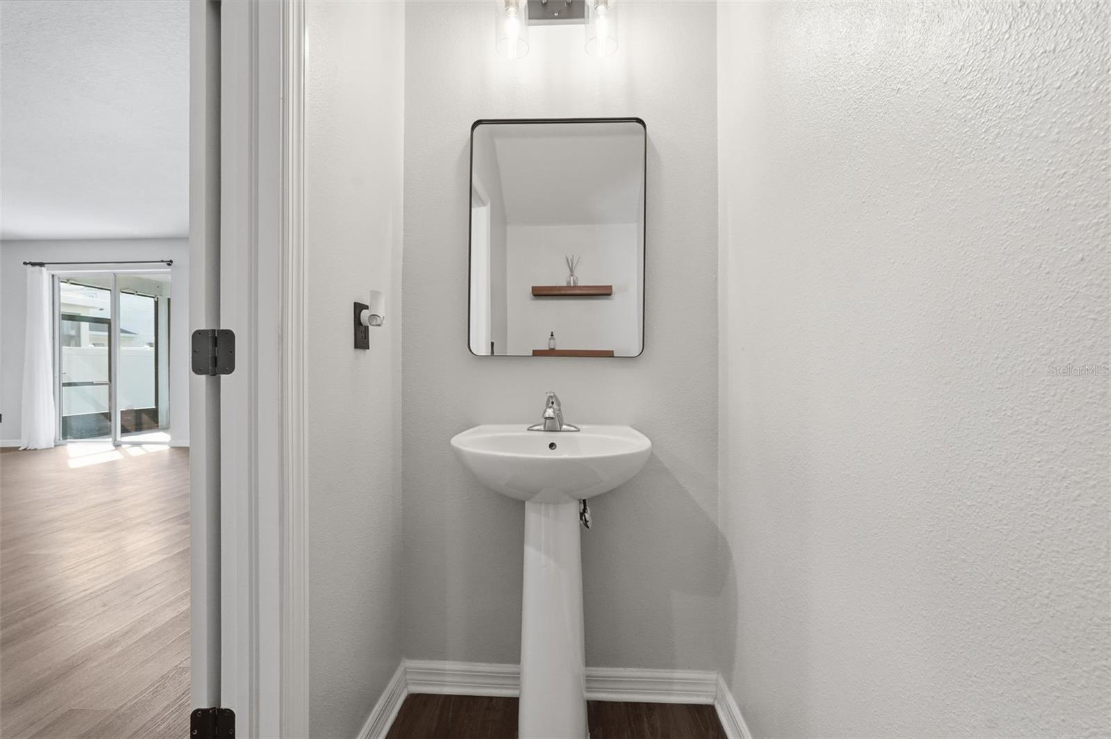 Image 25 of 82 For 12215 Blue Pacific Drive