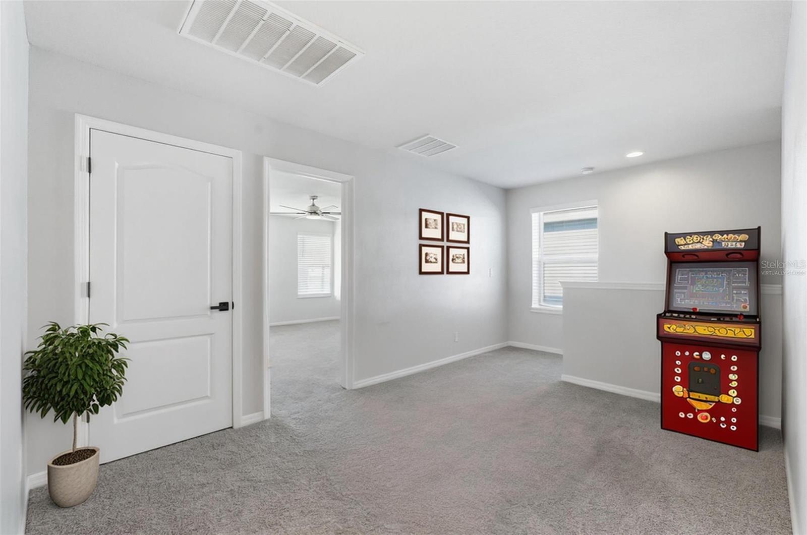 Image 29 of 82 For 12215 Blue Pacific Drive