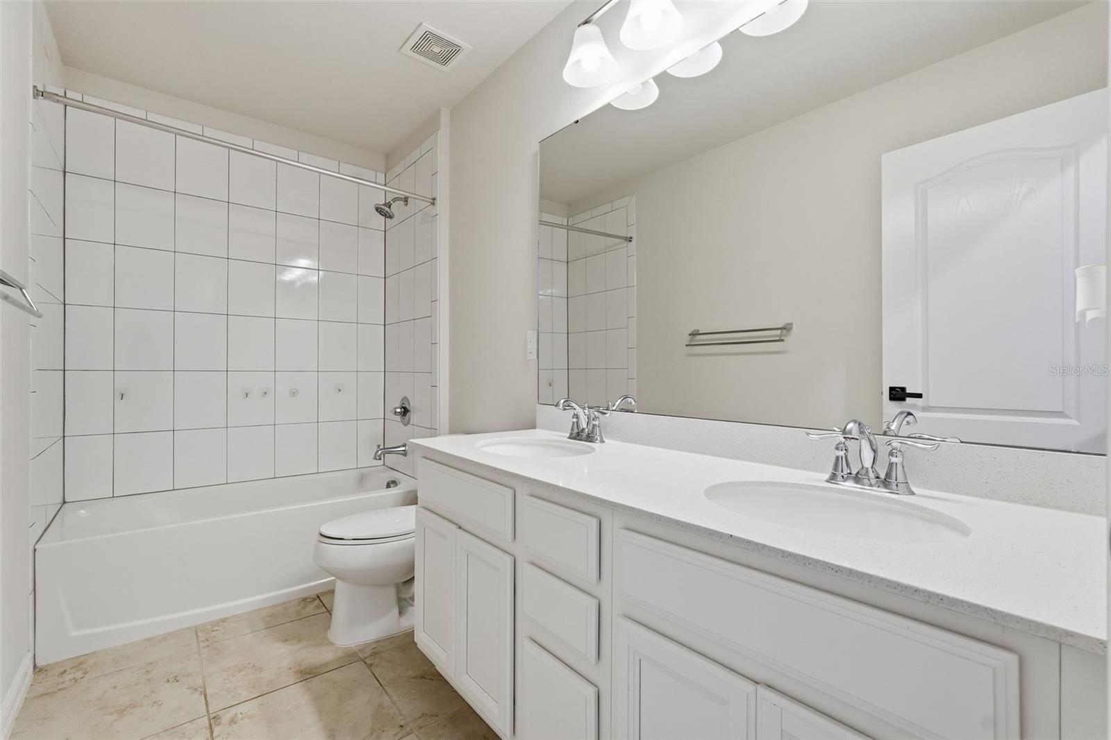 Image 42 of 82 For 12215 Blue Pacific Drive