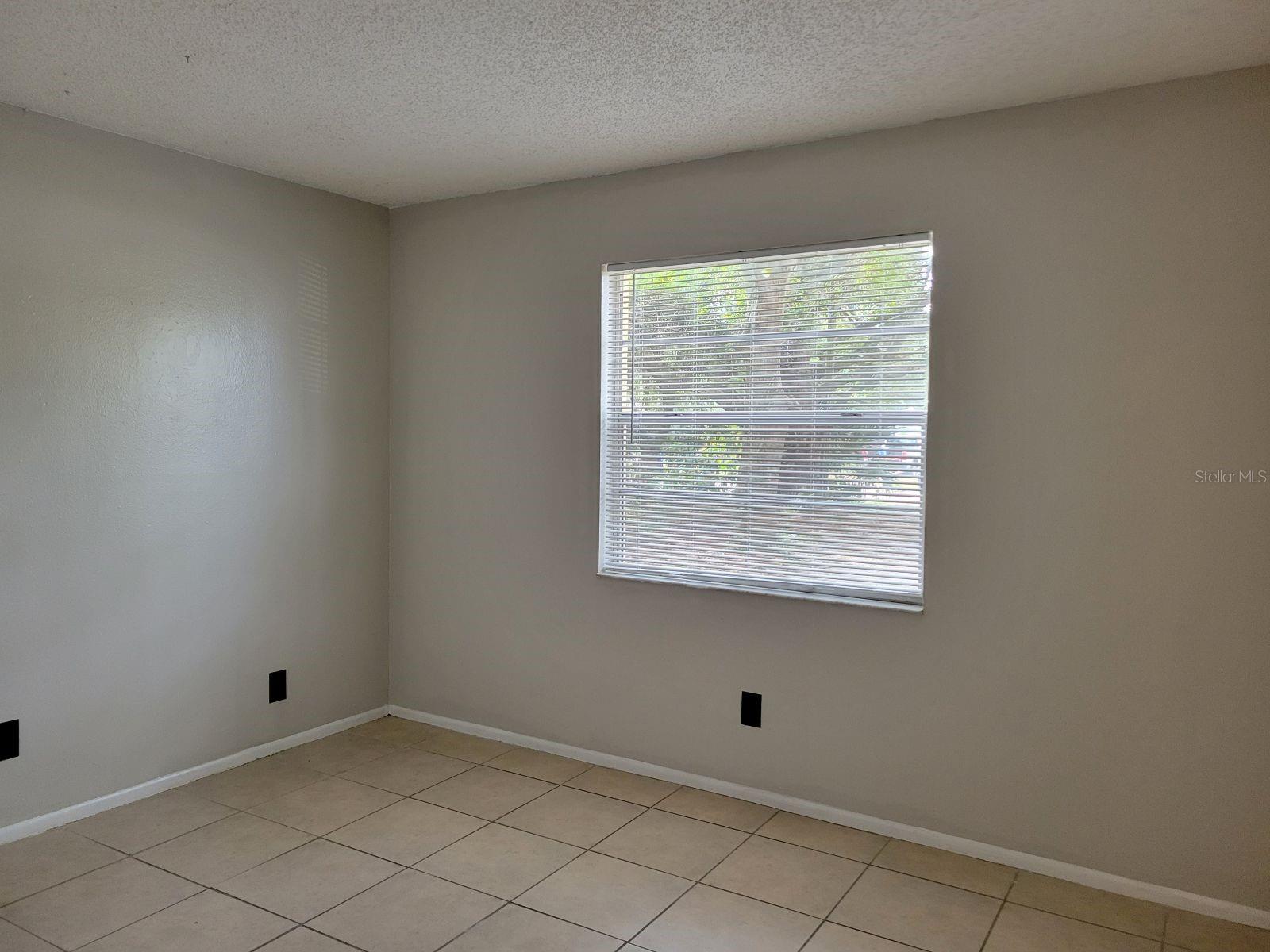 Image 24 of 44 For 3133 Huron Avenue