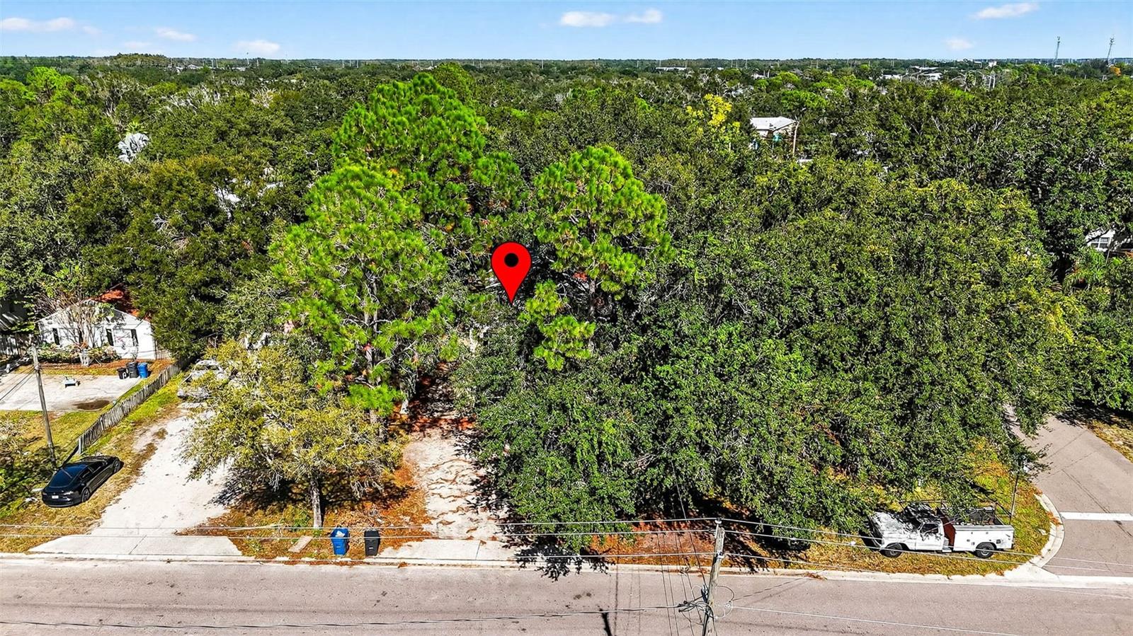 Image 32 of 44 For 3133 Huron Avenue