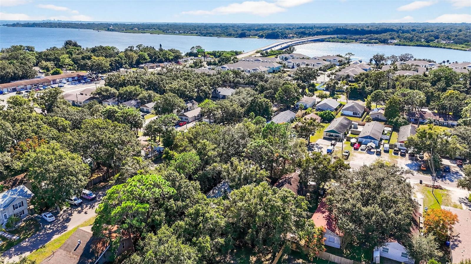 Image 39 of 44 For 3133 Huron Avenue