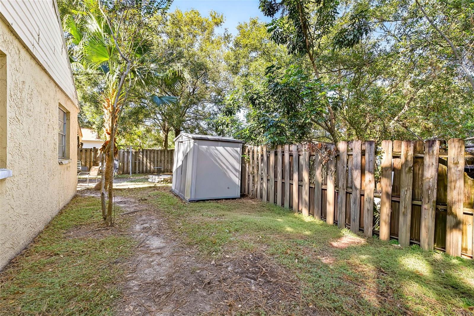 Image 5 of 44 For 3133 Huron Avenue