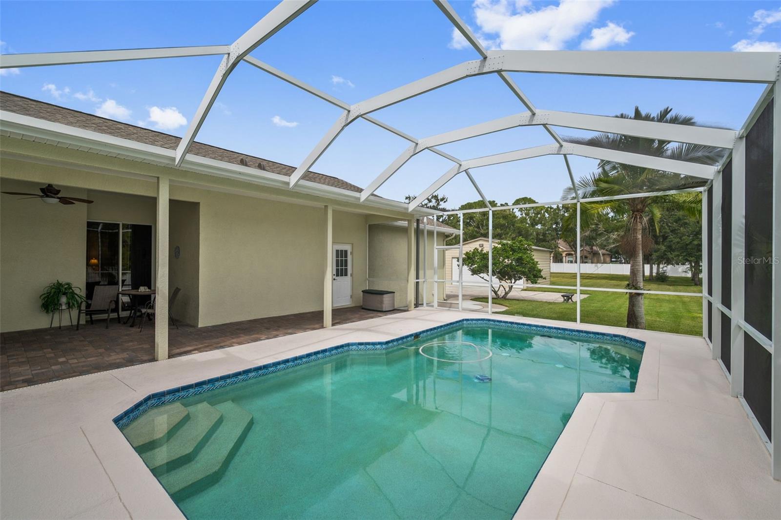 Image 10 of 79 For 6425 98th Avenue N