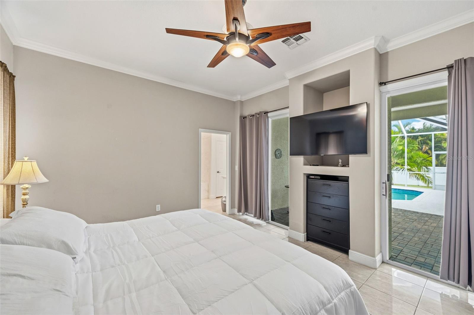 Image 52 of 79 For 6425 98th Avenue N