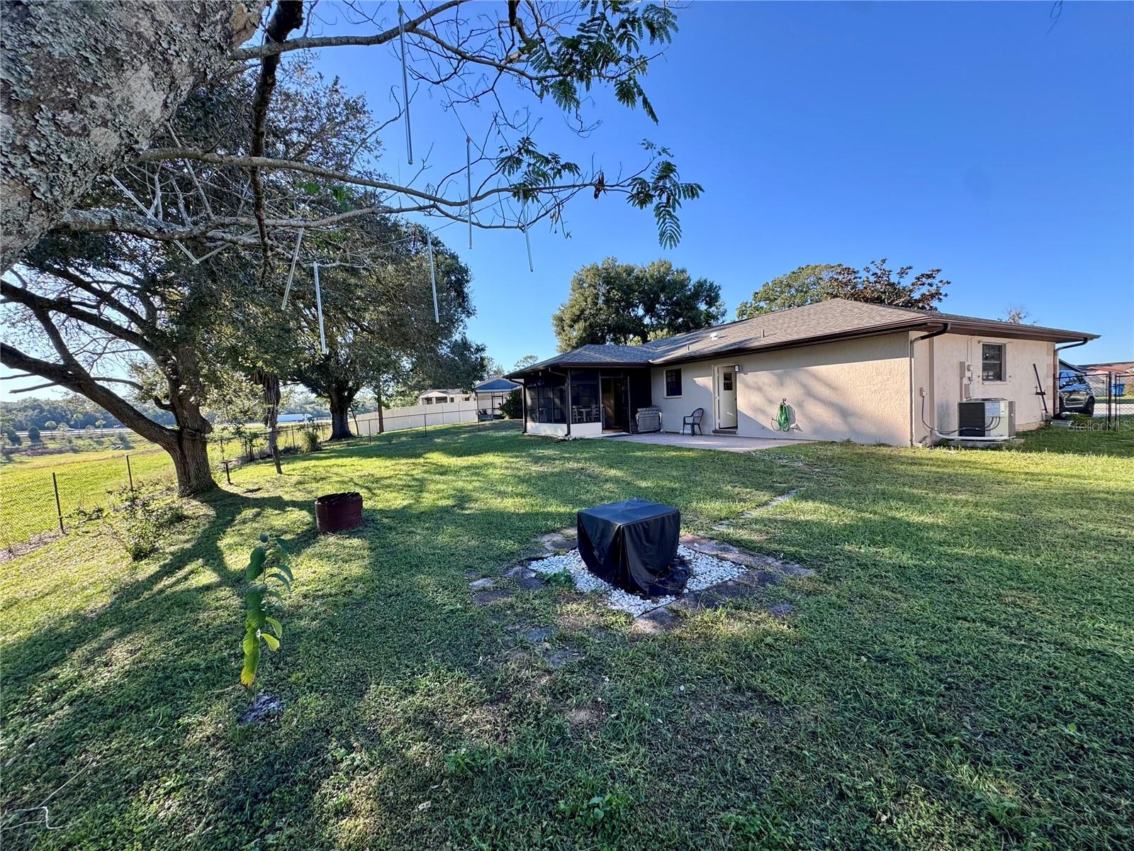 Image 22 of 24 For 7186 Lexington Circle