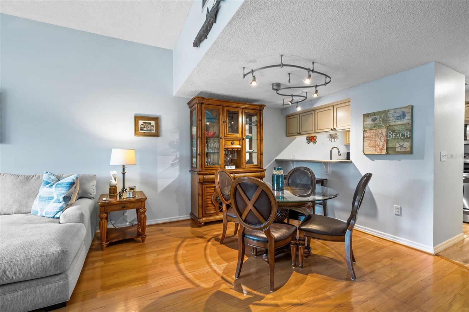 Image 24 of 82 For 4212 126th Street W 401