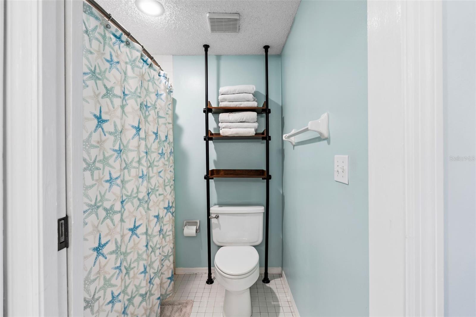 Image 43 of 82 For 4212 126th Street W 401