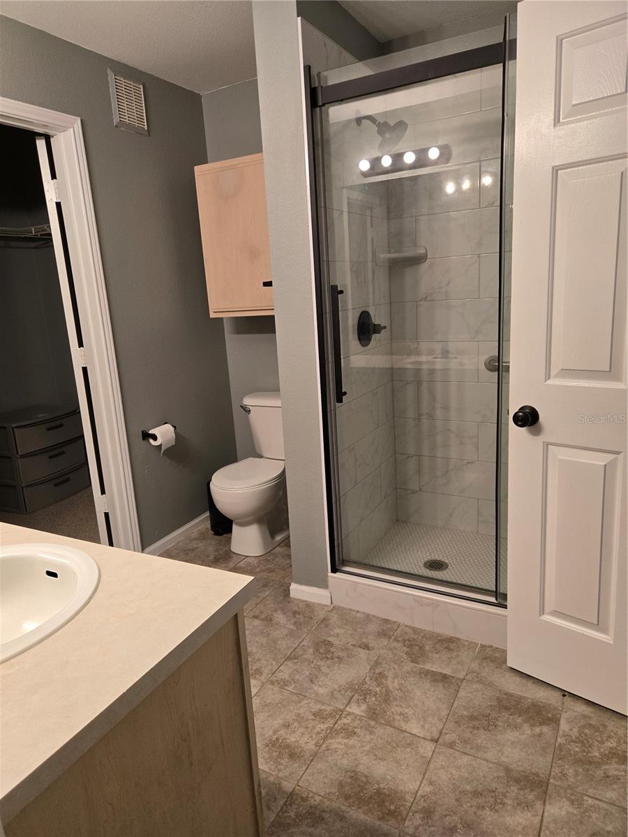 Image 8 of 18 For 1230 Missouri Avenue 717