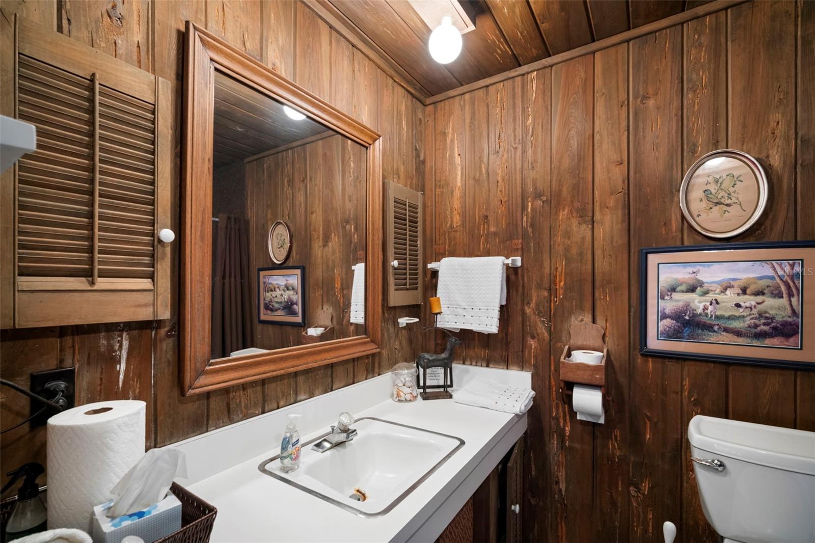 Listing photo id 60 for 32854 Lister Road