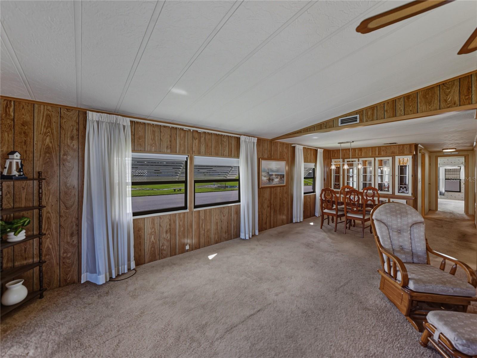 Image 19 of 53 For 35826 Pradera Drive