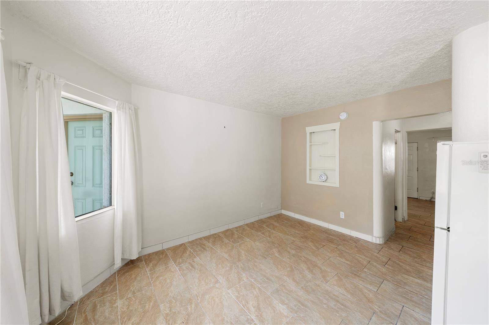 Image 3 of 6 For 901 3rd Street N 2