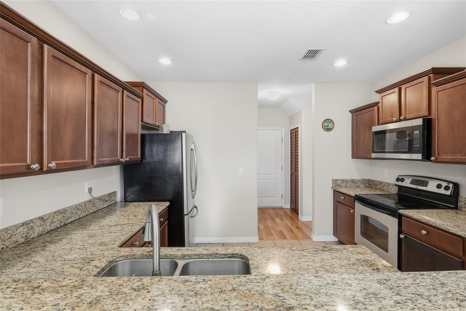 Image 10 of 26 For 1035 Seminole Sky Drive