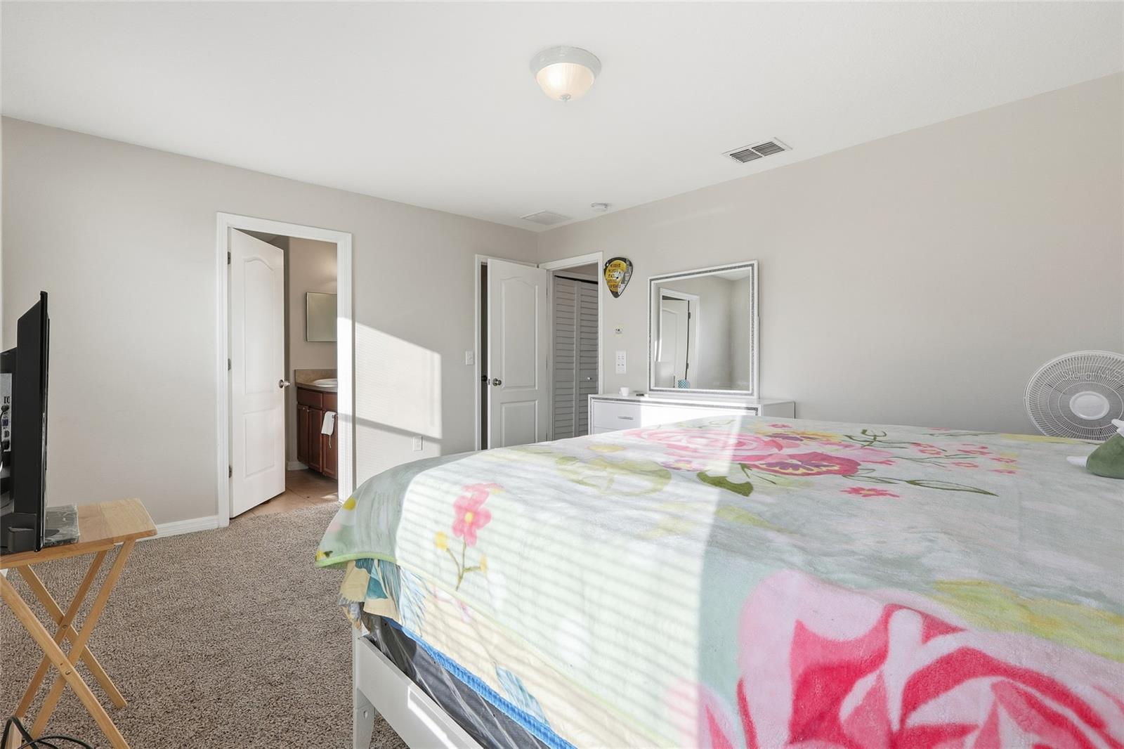 Image 18 of 26 For 1035 Seminole Sky Drive