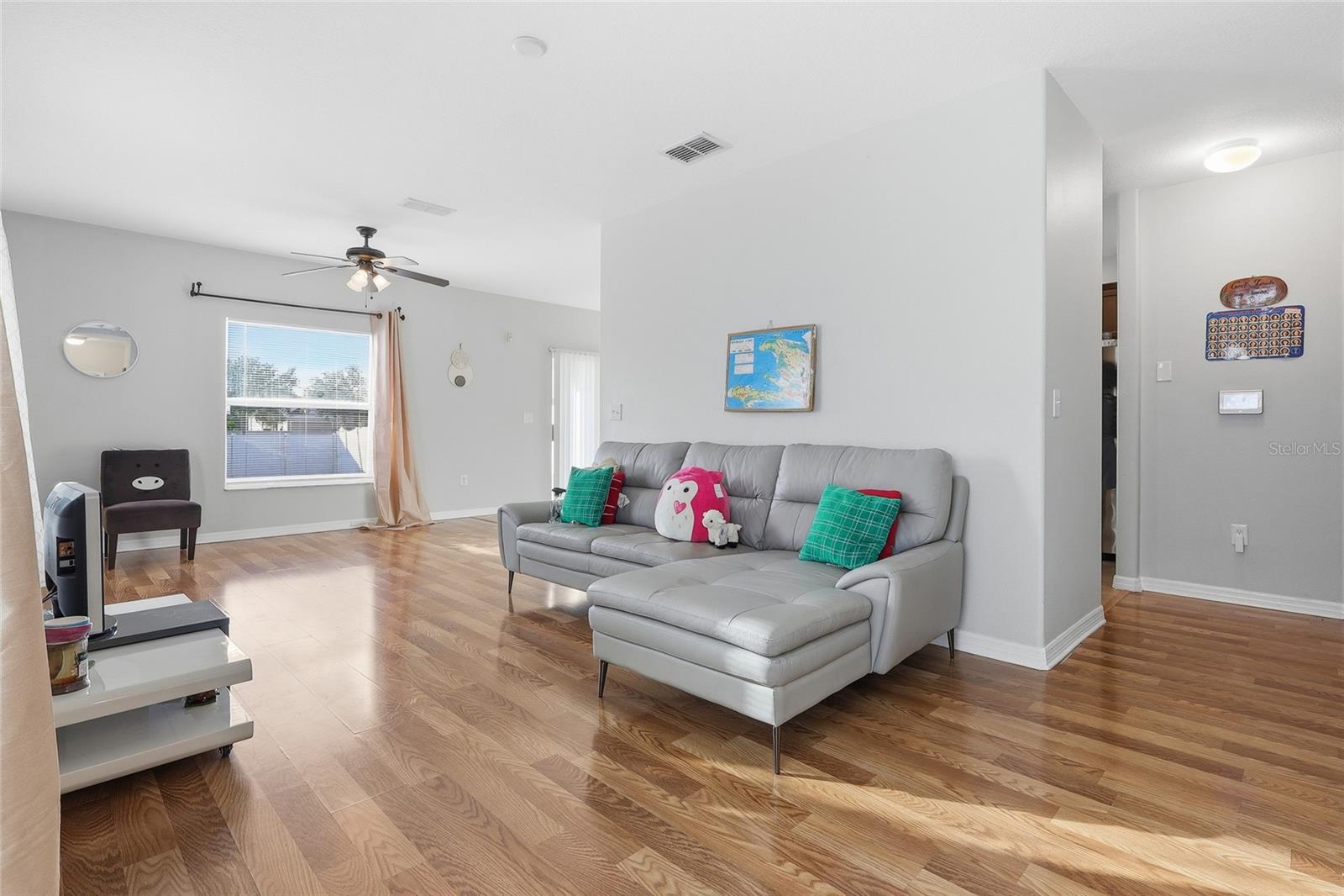 Image 2 of 26 For 1035 Seminole Sky Drive