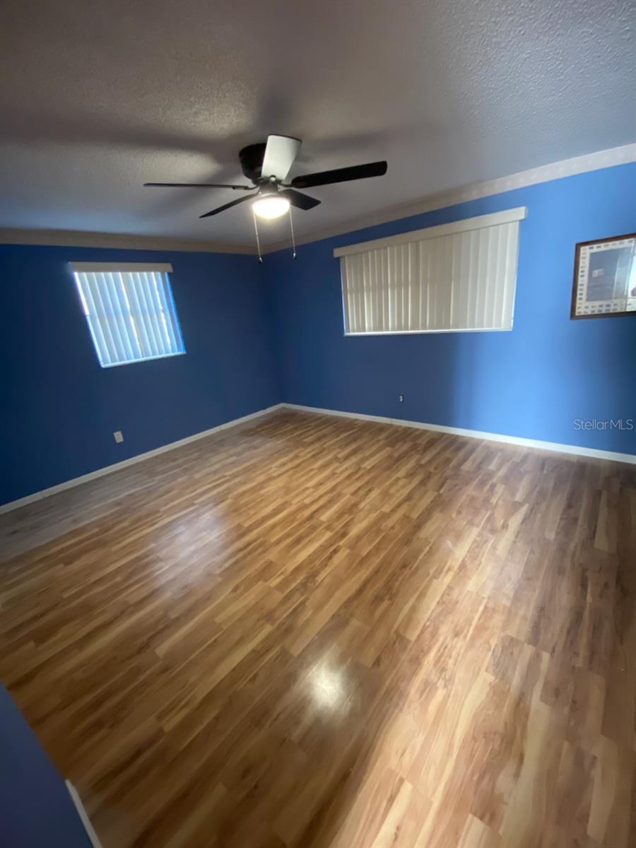 Image 14 of 19 For 3621 Latimer Street