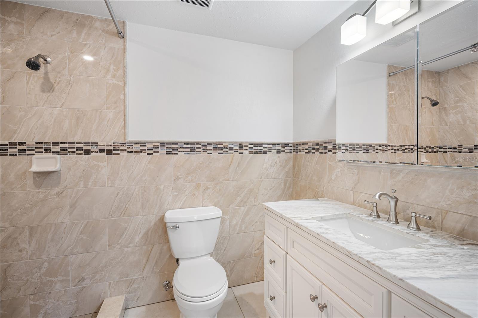 Image 15 of 18 For 1605 Knollwood Street