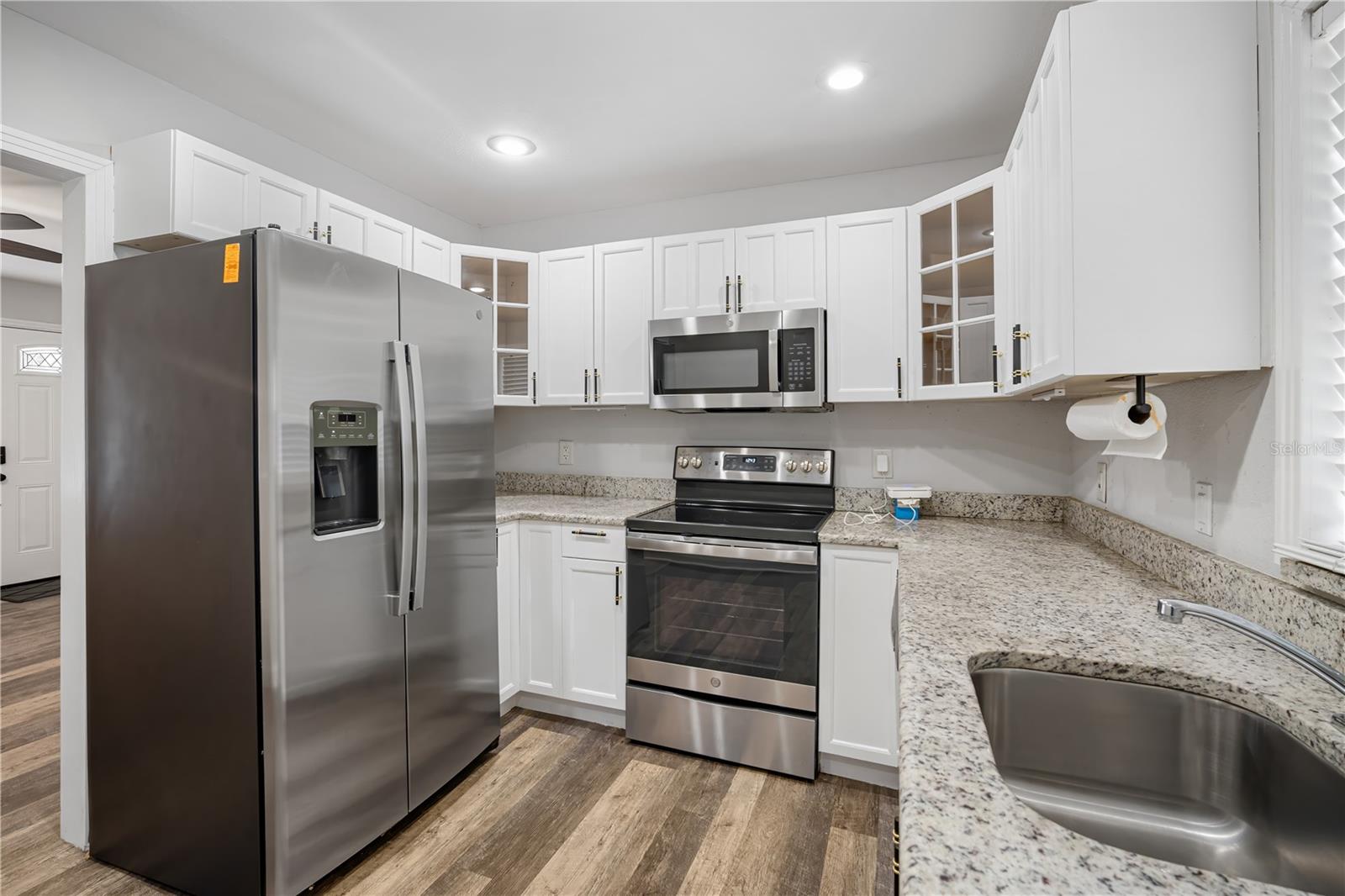 Image 8 of 18 For 1605 Knollwood Street