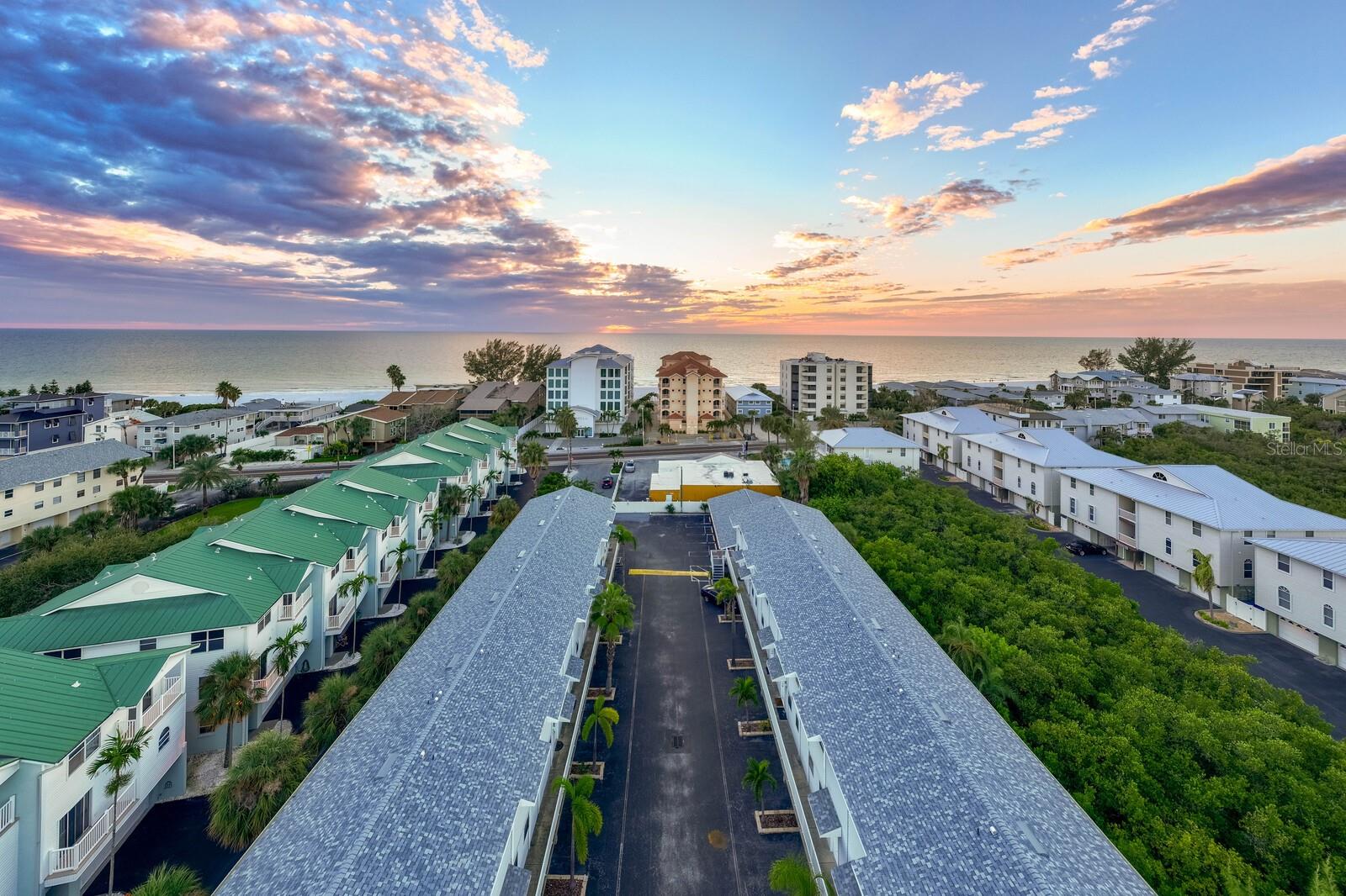 Image 52 of 76 For 19823 Gulf Boulevard 5