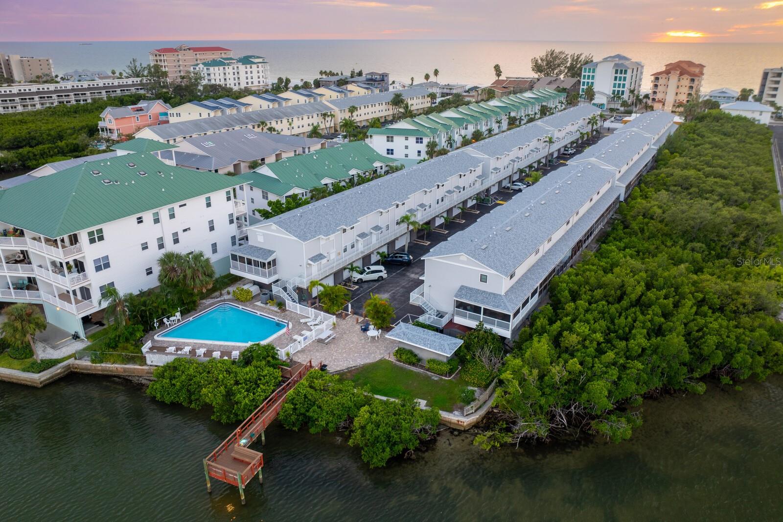 Image 63 of 76 For 19823 Gulf Boulevard 5